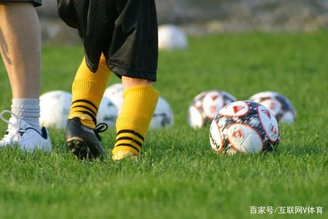 世联赛大冷门，中国女排3-2晋级，美国主力不满：我们表现不佳